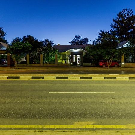 Village Boutique Hotel Otjiwarongo Exterior foto
