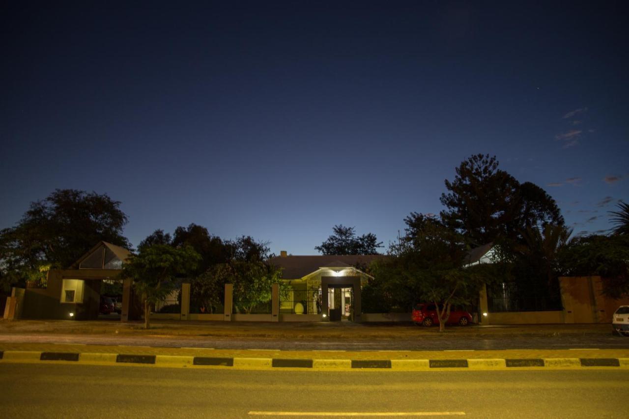 Village Boutique Hotel Otjiwarongo Exterior foto